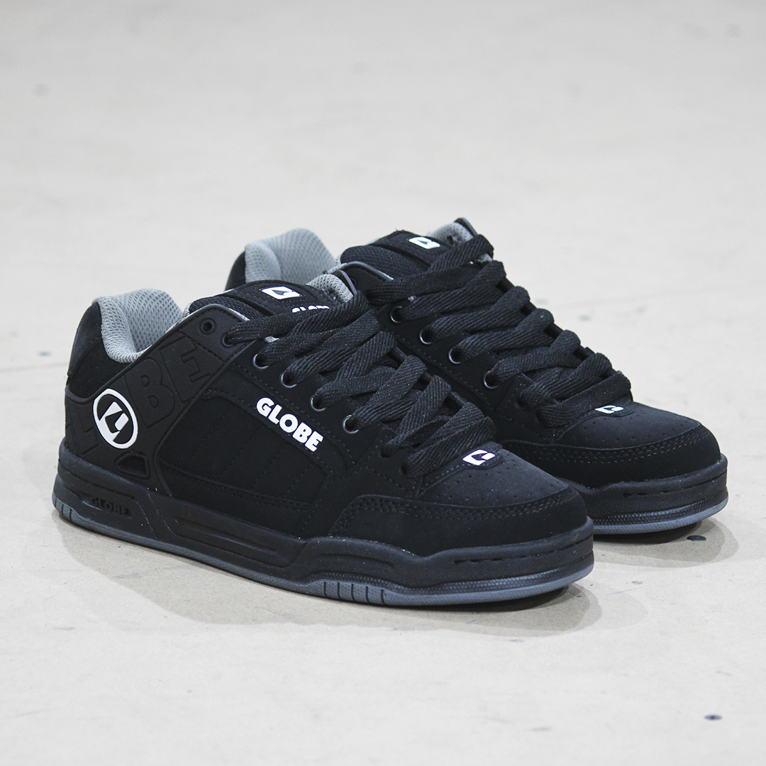 Tenis Globe Tilt Black Black TPR