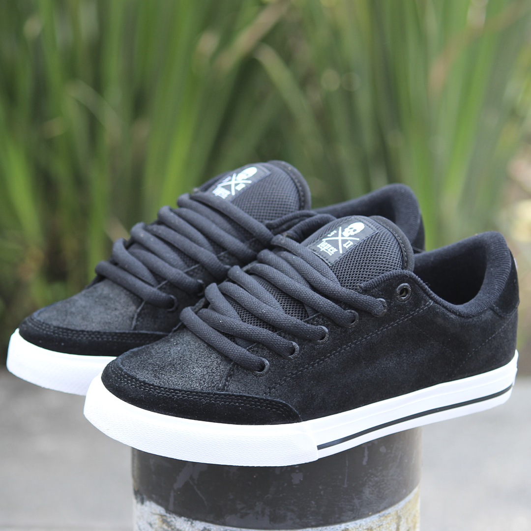 Tenis C1rca AL 50 Worn Black White Worn Leather Suede Mesh