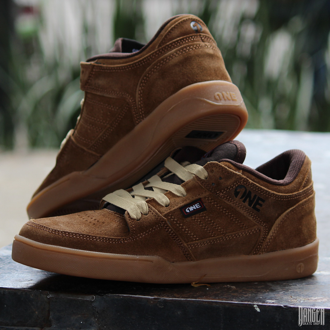 Tenis One Footwear 411 Low Camel