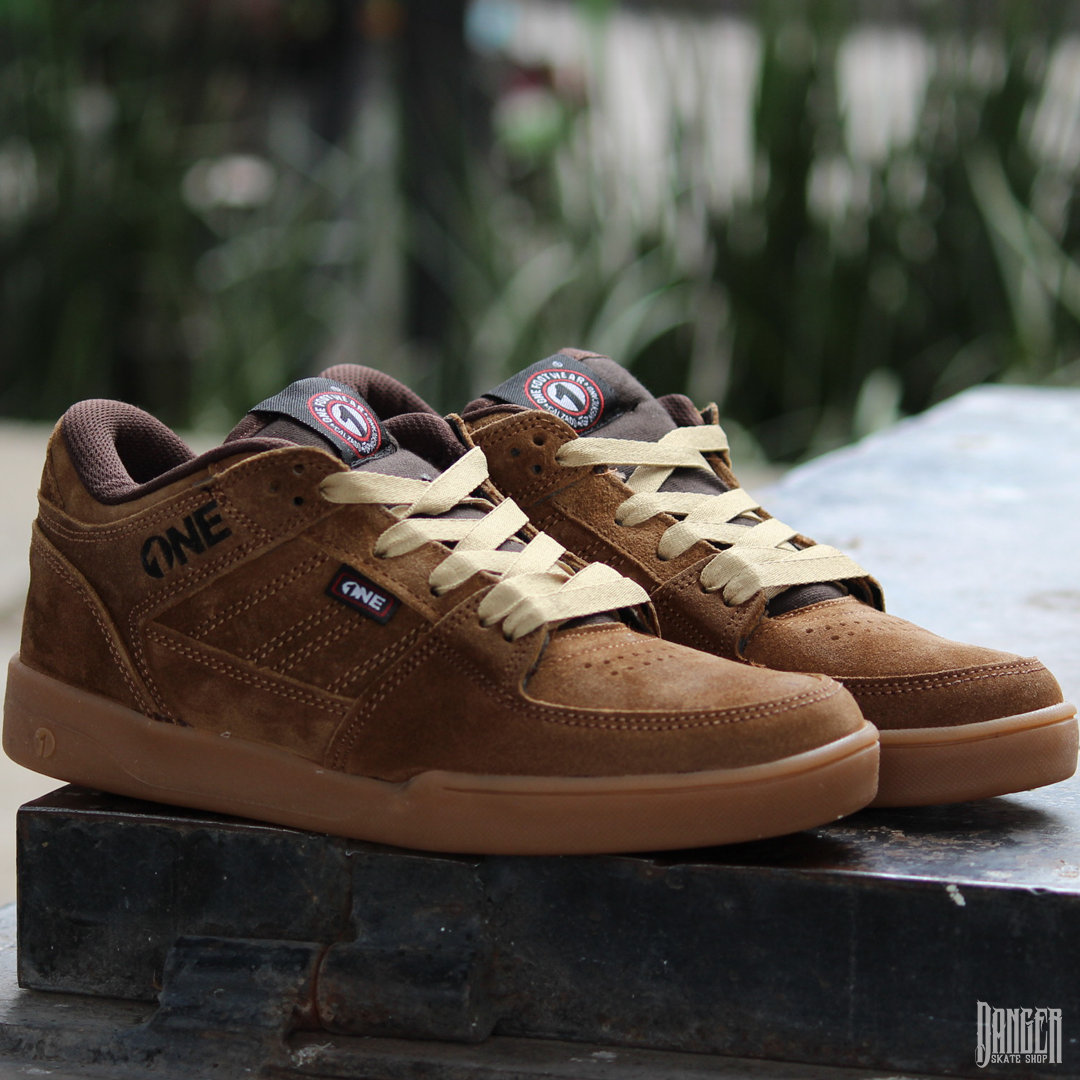 Tenis One Footwear 411 Low Camel