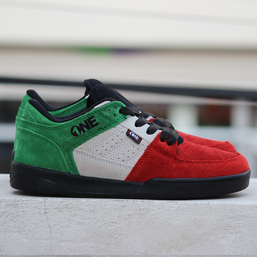 Tenis One Footwear 411 Low Tricolor