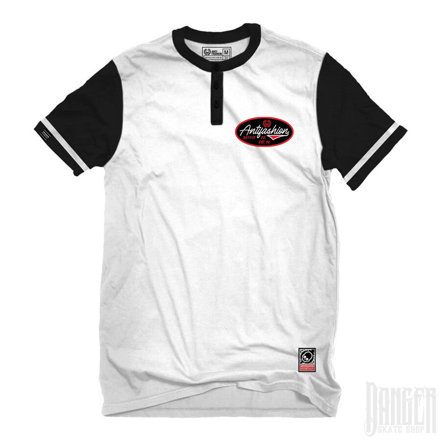 Playera Antifashion Mekha White