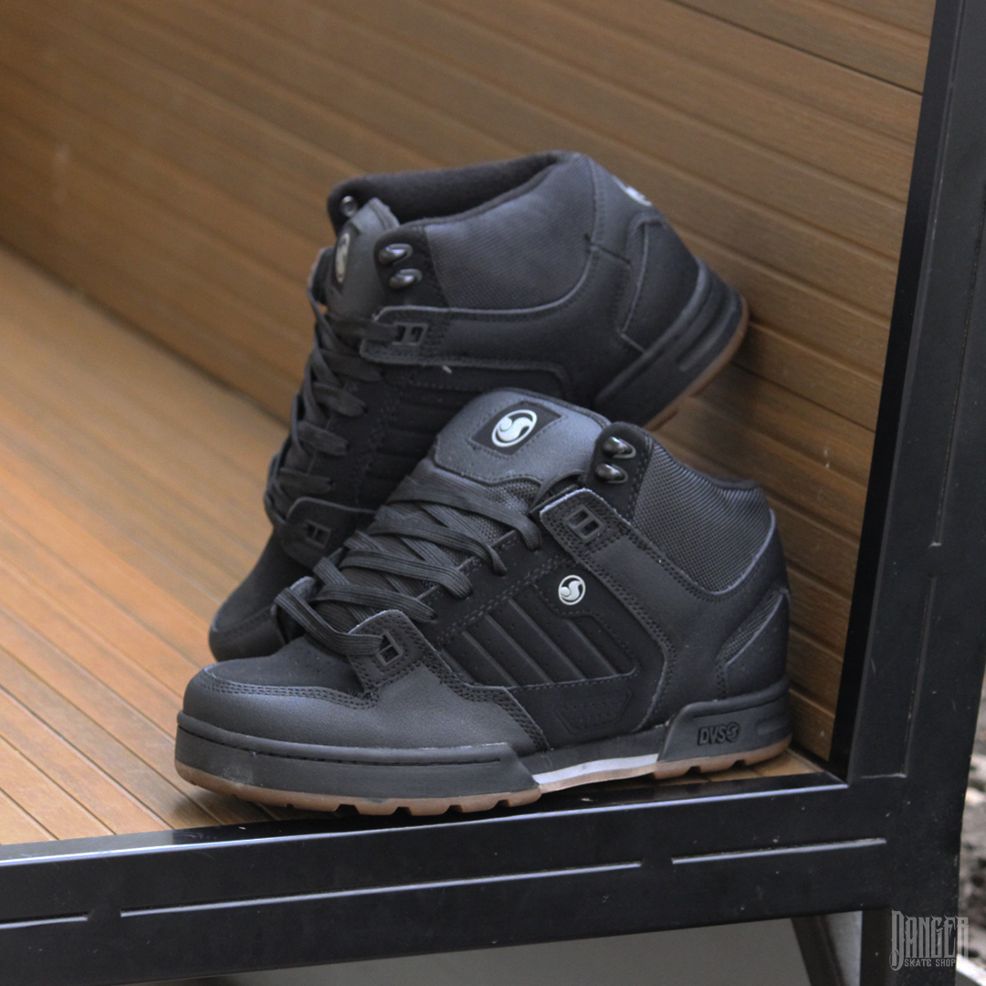 Botas DVS Militia Black Black Gum Nubuck