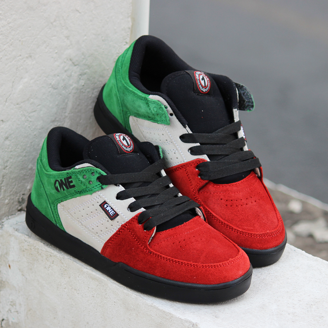 Tenis One Footwear 411 Low Tricolor