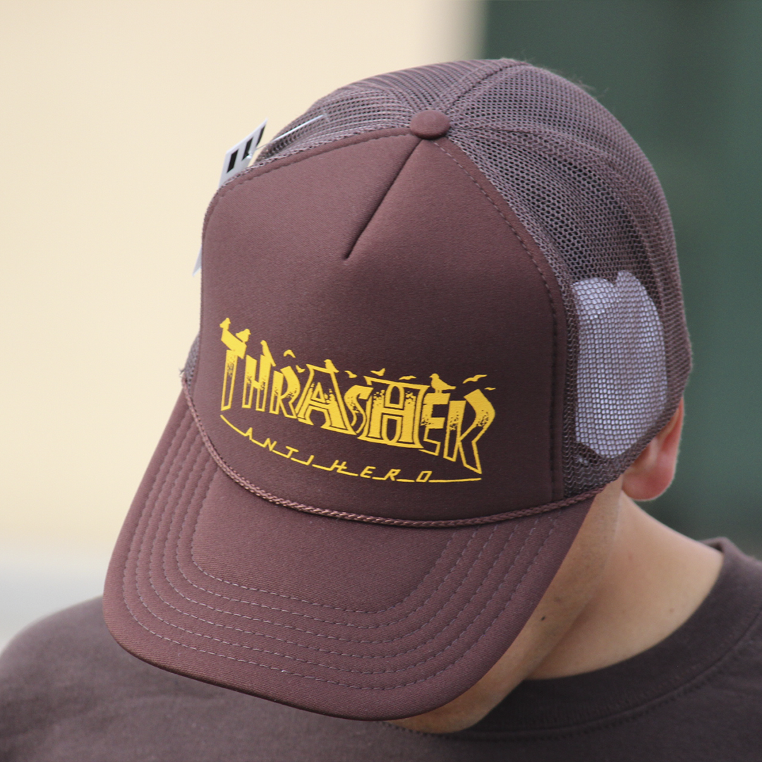 Gorra Thrasher Pigeon Mag Trucker Brown