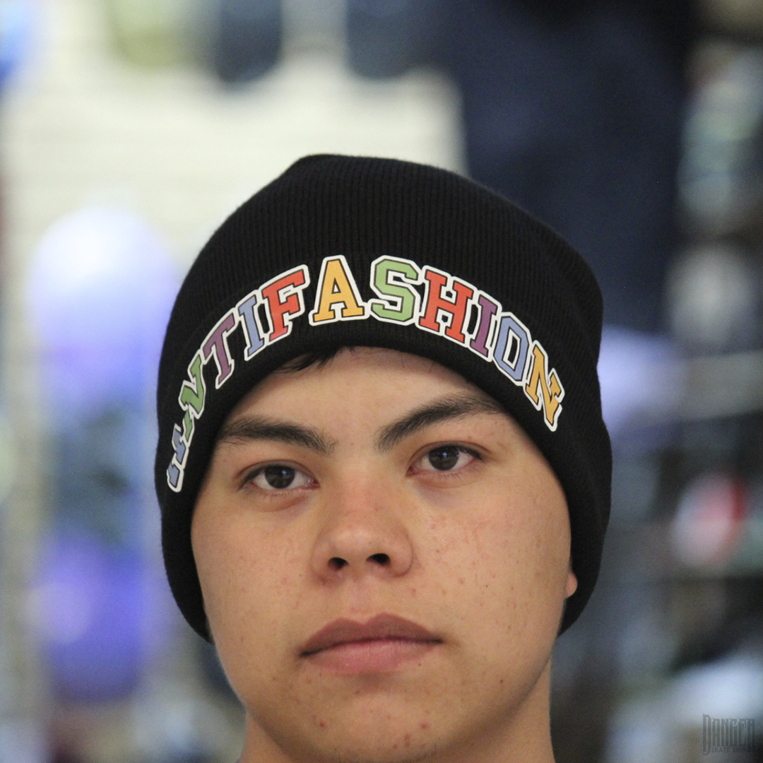 Beanie Antifashion Logo colors