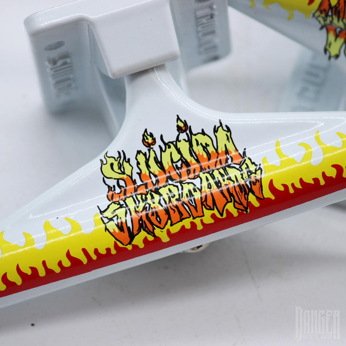 Trucks Suicida Flames White